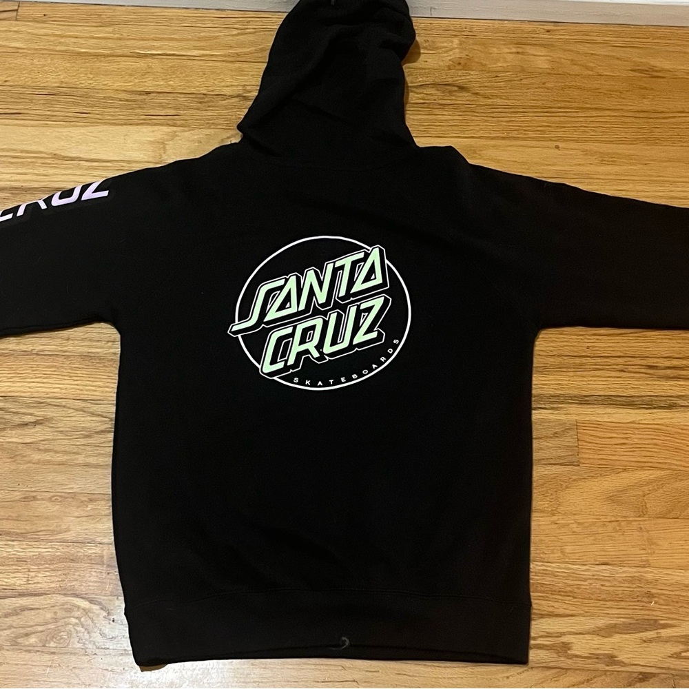 Santa Cruz Skateboard Black Hoodie sweatshirt men’s size small